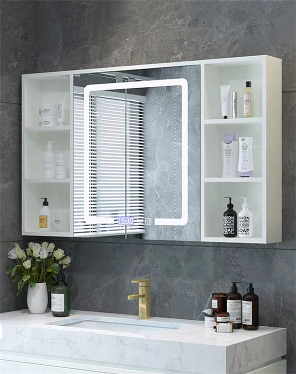 zrkadlové skrinky GGMC45