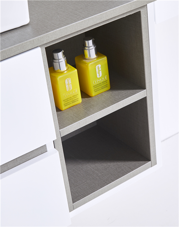 skrinka na toaletné súpravy GGP49